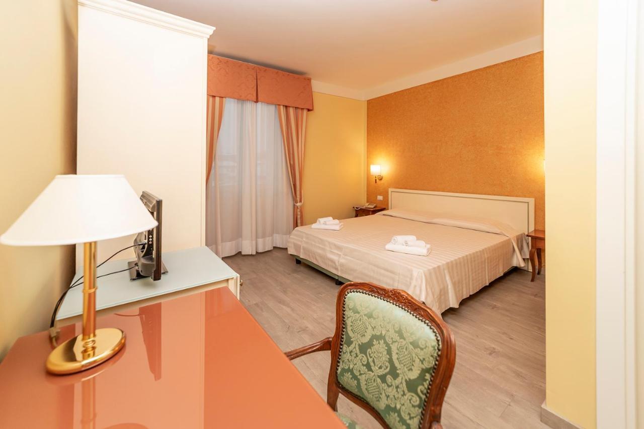 Hotel Pallanza By Lvg Hotel Collection Verbania Ngoại thất bức ảnh